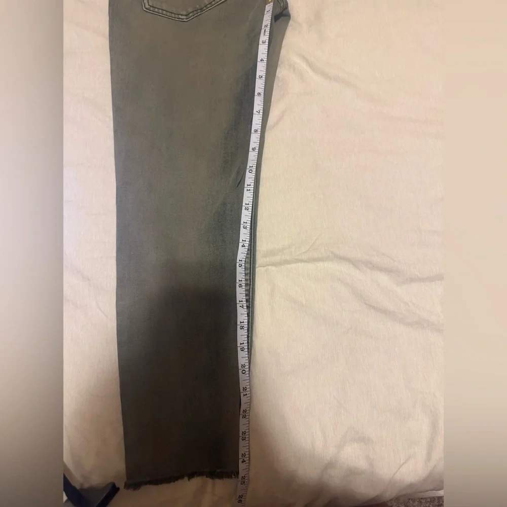 Free People Women’s Charcoal Straight Jeans